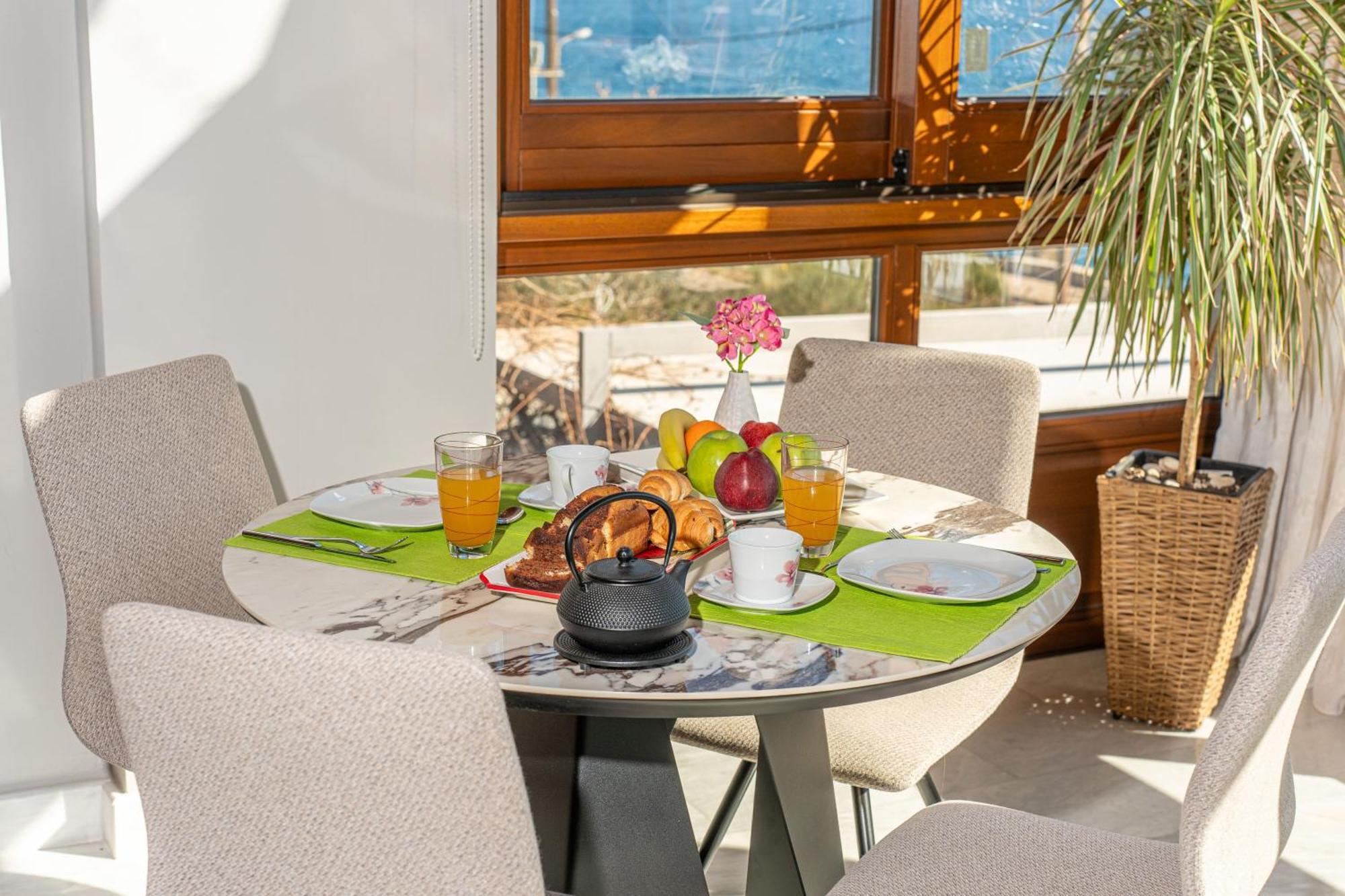 Sea Rock Apartment Agia Efimia Екстер'єр фото